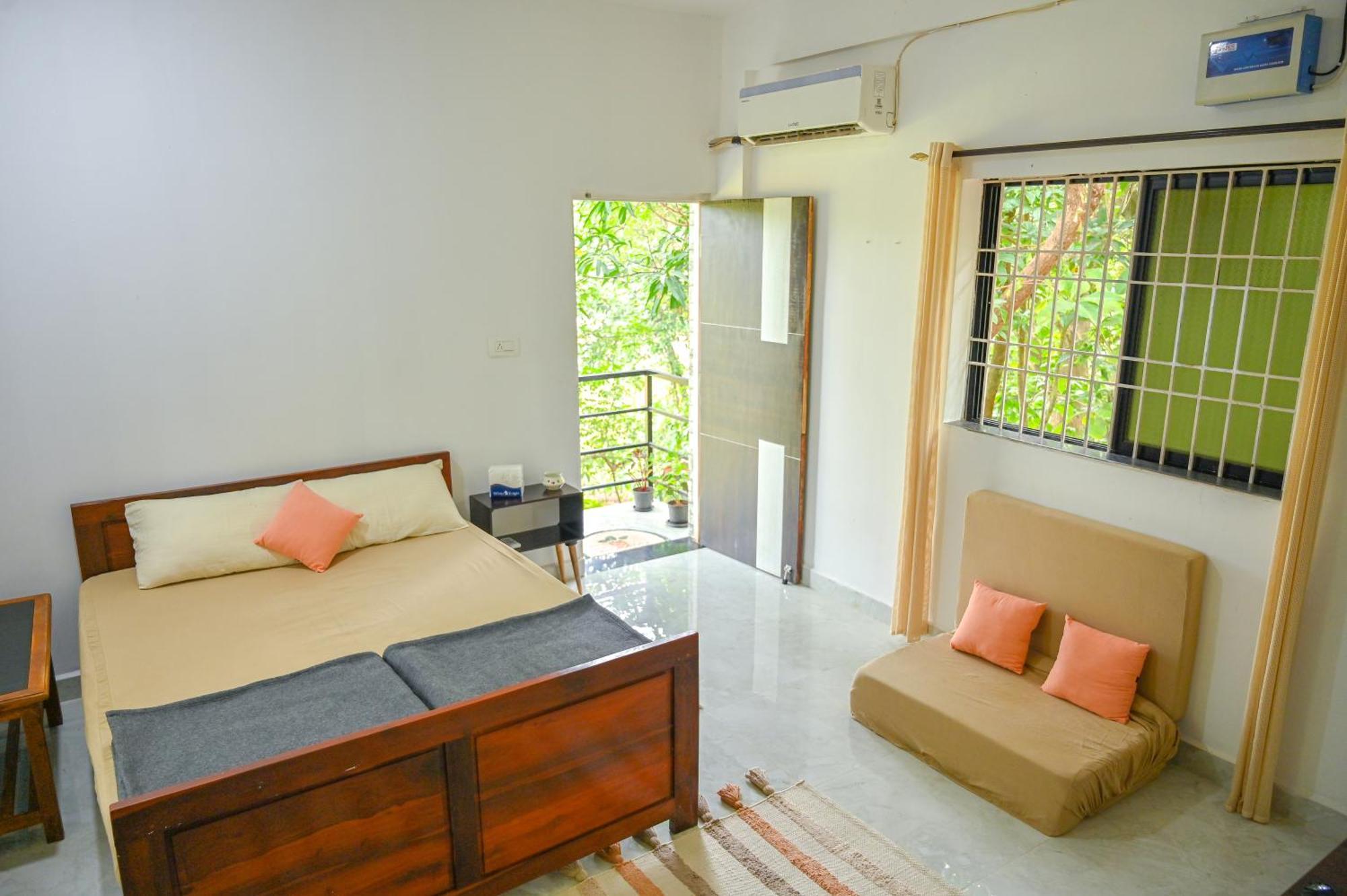 Shell House - Private Stay With Garden View In Arambol Mandrem Exterior photo
